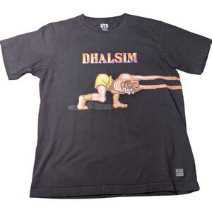 Uniqlo UT Capcom Street Fighter Dhalsim Shirt Adult Large Black Graphic Print